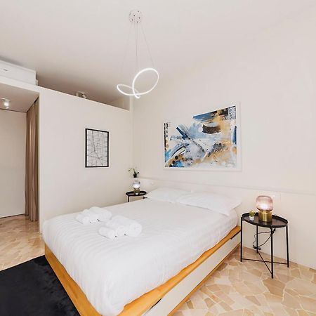Luminoso Apt In Porta Venezia ミラノ エクステリア 写真