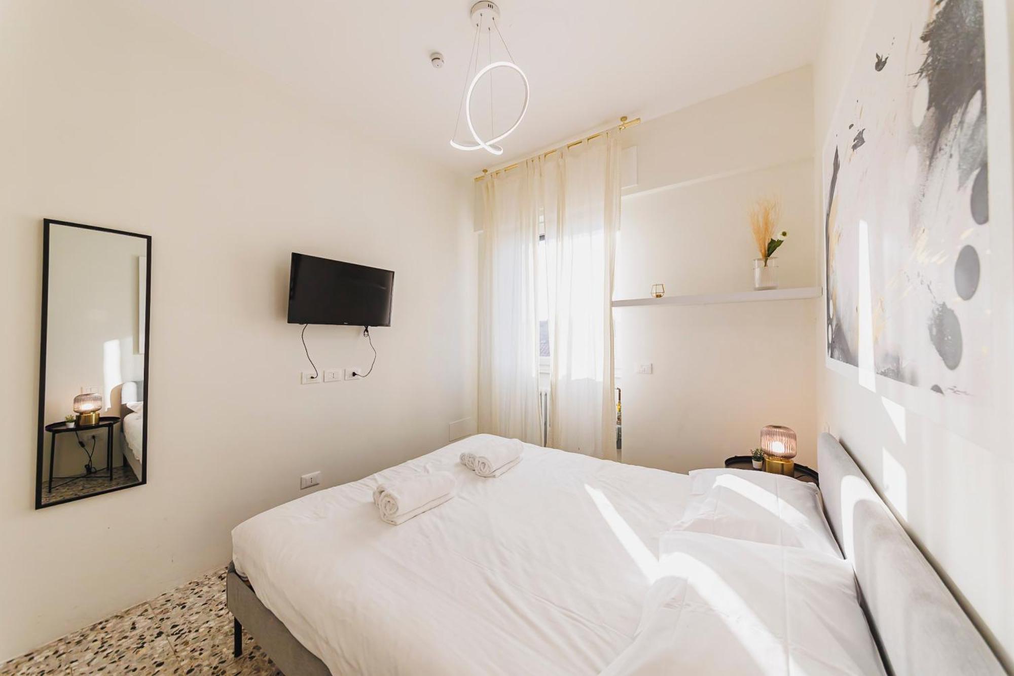 Luminoso Apt In Porta Venezia ミラノ エクステリア 写真