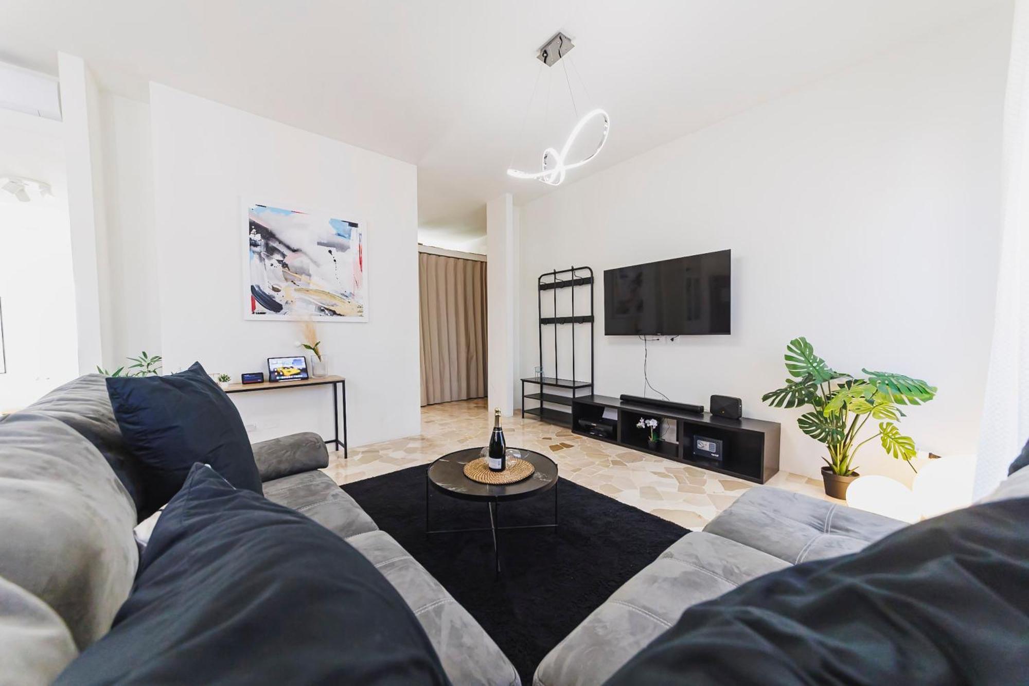 Luminoso Apt In Porta Venezia ミラノ エクステリア 写真